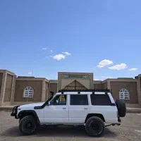 پاترول ۴ درب سفید فول لوازم. صندلی تختشو .