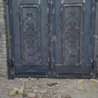نیازمند استاد درب و پنجره ساز