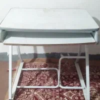 میز بسیار محکم