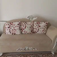 مبلمان و میز نهارخوری