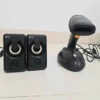 بارکد خوان به همراه دوبلندگو