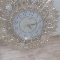 ساعت دیواری