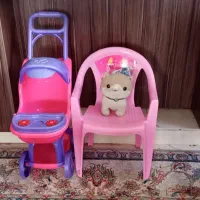 صندلی و اسباب بازی