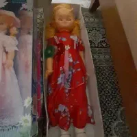 عروسک قدیمی