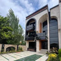 تریبلکس-لوکس-استخرحرفه-ای-سند-تک-برگ-شهرکی