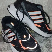 کتونی آدیداس سایز ۴۳