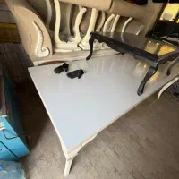 مبل و میز نهارخوری