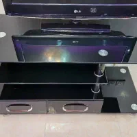 میز تلویزیون شیشه ای
