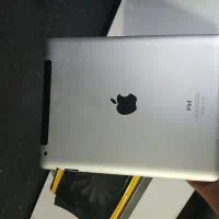 ipad 4 سیم کارتخور ۶۴ گیگ