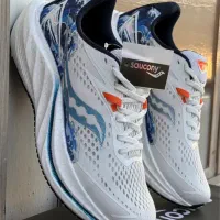 کتونی ساکونی وارداتی ۵۰۰ مدل شب عید