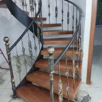 رنگ کار ی تخصصی فوق تخصصی  مصنوعات چوبی
