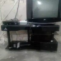 میز وتلوزیون