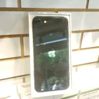 آیفون se 2020