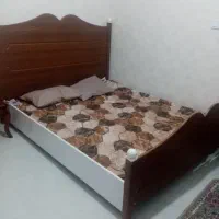تخت دو نفره