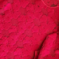 حراج پوشاک به علت جمع کردن مغازه. پوشاک ارمغان