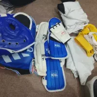 لباس و وسایل تکواندو