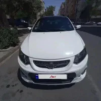 کوییک R تمیز پارس خودرویی ، کم‌کارکرد، بی‌رنگ