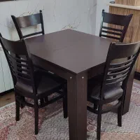 میز غذاخوری چهار نفره