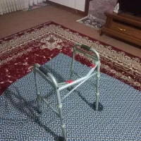 واکر تاشو چرخدار