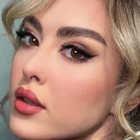 مدل میکاپ برای عکاسی