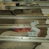 پرده عمودی. رنگ شکلاتی. شیری