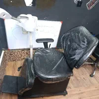 صندلی آرایشگاه در حد نو