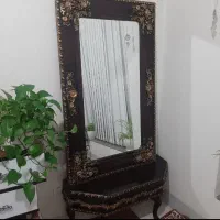 آیینه وکنسول