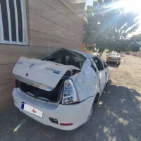 خودرو تصادفی