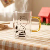 لیوان پیرکس مکعبی عروسکی دسته رنگی