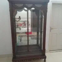 اصفهان ...بوفه یا ویترین چوبی