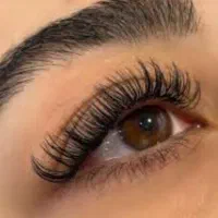 کاشت و اکستنشن مژه