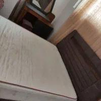 تخت دو نفره و پاتختی