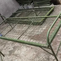 تخت اهنی