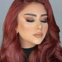 میکاپ و شنیون همراهی و عروس رنگ و لایت