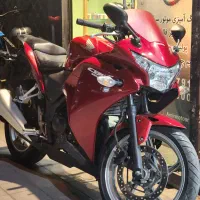 HONDA CBR 250r