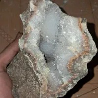 سنگ زیبا|جواهرات|رشت, چله خانه|دیوار