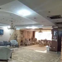 ۱۴۰متر تکواحدی،طبقه اخر،خوش نقشه،صرافهای جنوبی