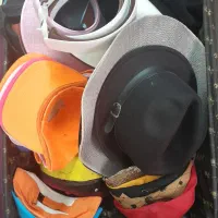 کلاه و کمربند