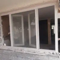 پنجره آهنی