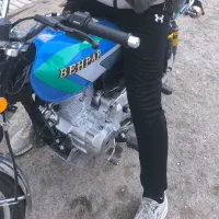 موتور سیکلت 200