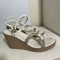 کفش مجلسی طبی سایز ۳۹ به ۴۰ هم میخوره