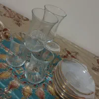 استکان‌کمر باریک با نعلبکی