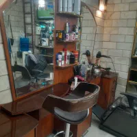 دکور ارایشگاه مردانه