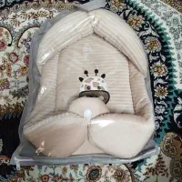 کریر وآغوشی