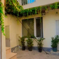 اجاره همکف ویلا در دهکده دنج افتاب