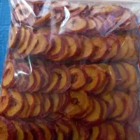 کار در میوه خشک کنی