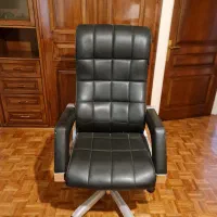 صندلی مدیریتی تیراژه