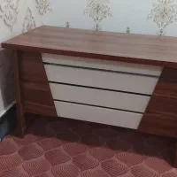 میز اداری یا میز تحریر