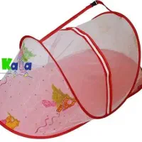 تعدادی وسایل نوزادی