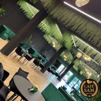 باریستا و سالن کار